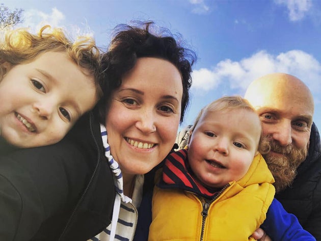 This Mum Only Took 3 Weeks Maternity Leave – Heres Why