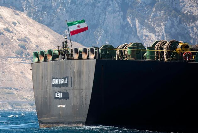 Θρίλερ με το ιρανικό τάνκερ που πλέει προς Καλαμάτα -
