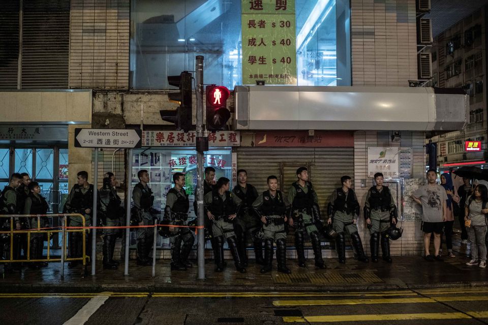 Τέσσερις Έλληνες μετανάστες στο Χονγκ Κονγκ εξηγούν στη HuffPost πώς βιώνουν τις