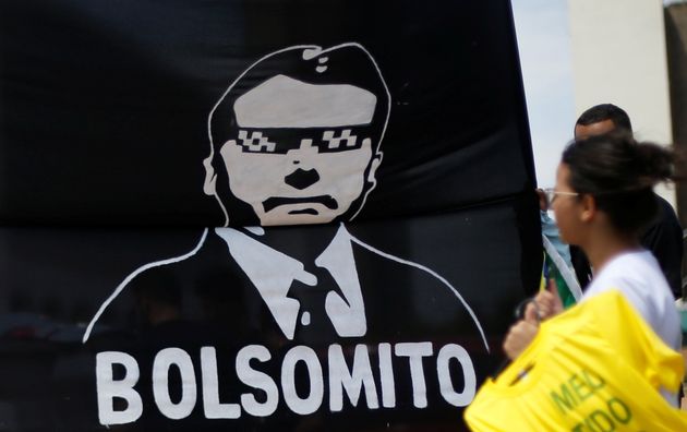 Em outubro, durante o 1º turno presidencial, militantes celebram Bolsonaro como