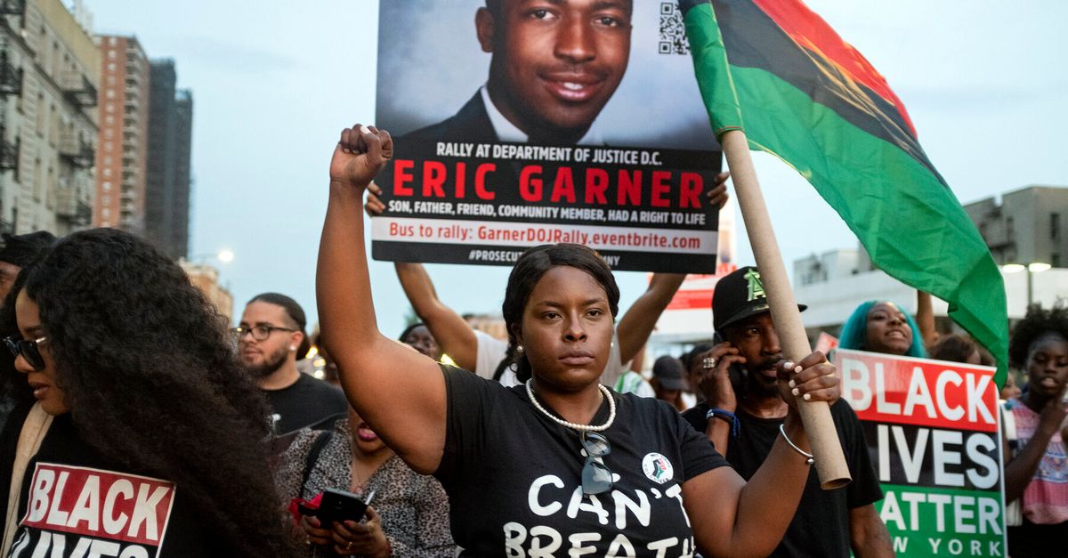 NYPD Supervisor Involved In Eric Garner’s Deadly Arrest Keeps Job, Loses Vacation Days