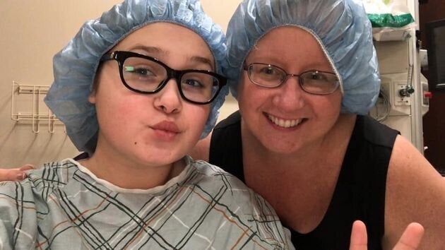 «Cet été, elle a subi une opération chirurgicale de confirmation de genre à l’hôpital Mt. Sinai à New York.»