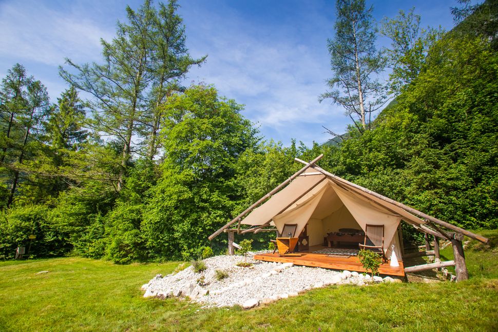 Glamping: Η (προκλητικά) πολυτελής εκδοχή του κάμπινγκ μέσα από 10