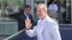 El rey Felipe VI da el primer parte sobre la operación del rey Juan Carlos