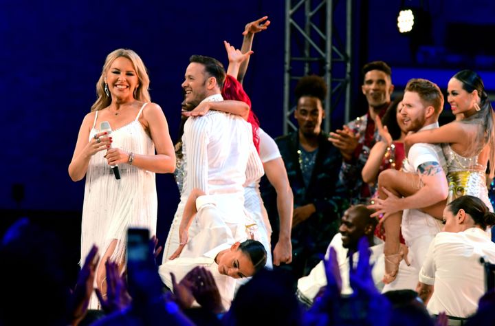 Kylie Minogue performed with the professional dancers