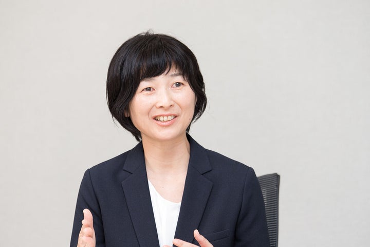 山川朋子さん 同Science & Innovation Center Organic Material Laboratory所属。デバイス関連材料の研究開発に従事。子どもは10歳と7歳の男の子