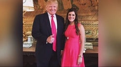 La asistente personal de Trump, forzada a renunciar por sus 