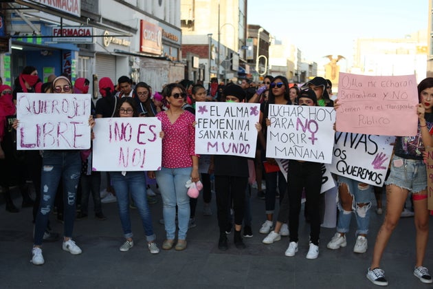 Una violación cada cuatro minutos y diez asesinatos por día: por qué las mujeres mexicanas alzan la