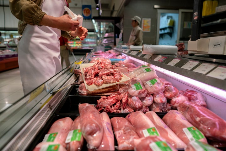 Mercados têm dificuldade de rastrear origem a carne nas gôndolas.