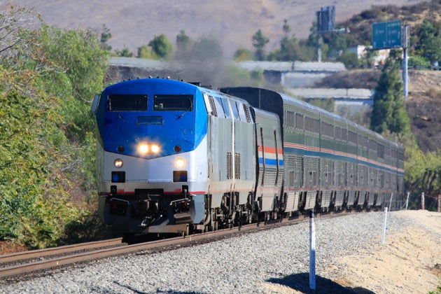 2018.11.23 Amtrak Coast Starlight (Los Angeles - Seattle) made a technical stop at Moorpark Station, which is not a scheduled stop for Amtrak Coast Starlight and no passenger get on/off.
The Amtrak Coast Starlight, composed of the standard coach, business, sleeping, and observation cars, makes a total of 1377 miles travel between Los Angeles, CA and Seattle, WA.