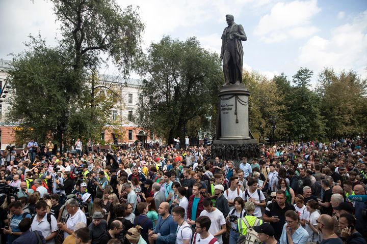 Εκατοντάδες διαδηλωτές στη Μόσχα κατά της «πολιτικής καταπίεσης».