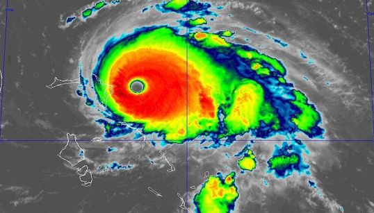 L’ouragan Dorian passe en catégorie 5 et frappe les