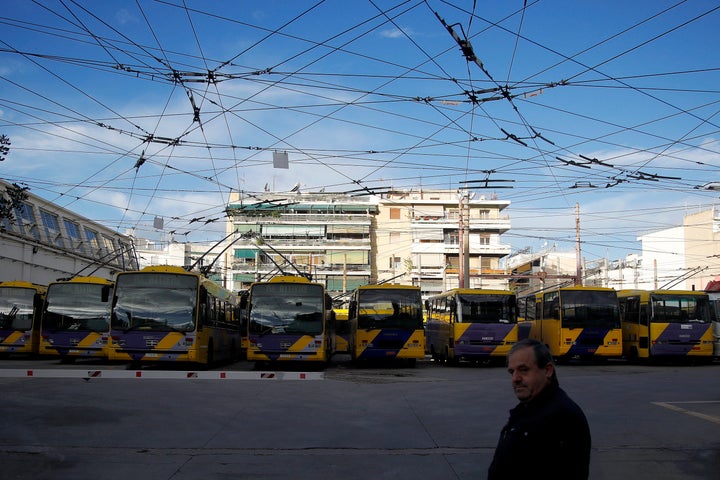 Μέχρι το τέλος του μήνα αναμένεται η επισκευή 100 λεωφορείων.