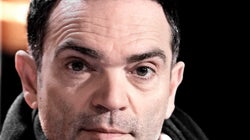 Yann Moix annule la promotion de son livre