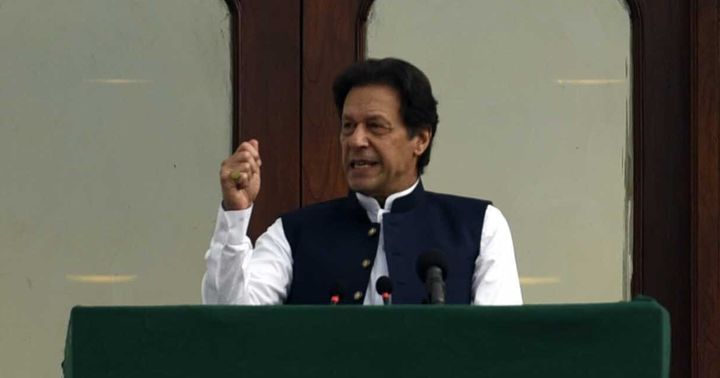 Prime Minister of Pakistan, Imran Khan addresses the crowd during a rally in front of Prime Minister Secretariat Building in Islamabad, Pakistan, on August 30, 2019, to show solidarity with Kashmiris.