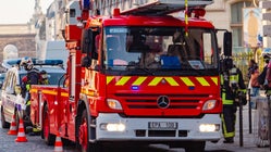 Un enfant tué dans un incendie criminel près de