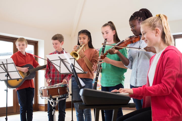 Students who take music courses also experience benefits, such as higher academic achievement and positive mental health.