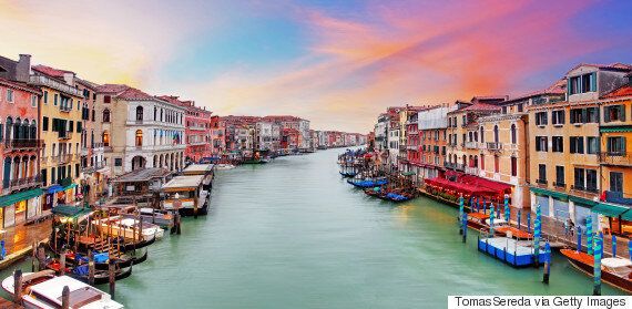 이 관광객들이 베네치아에서 낸 한 끼 밥값은 144만원이다 | 허프포스트코리아