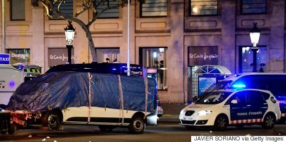스페인 바르셀로나 '차량돌진 테러'로 13명이 숨지고 100여명이