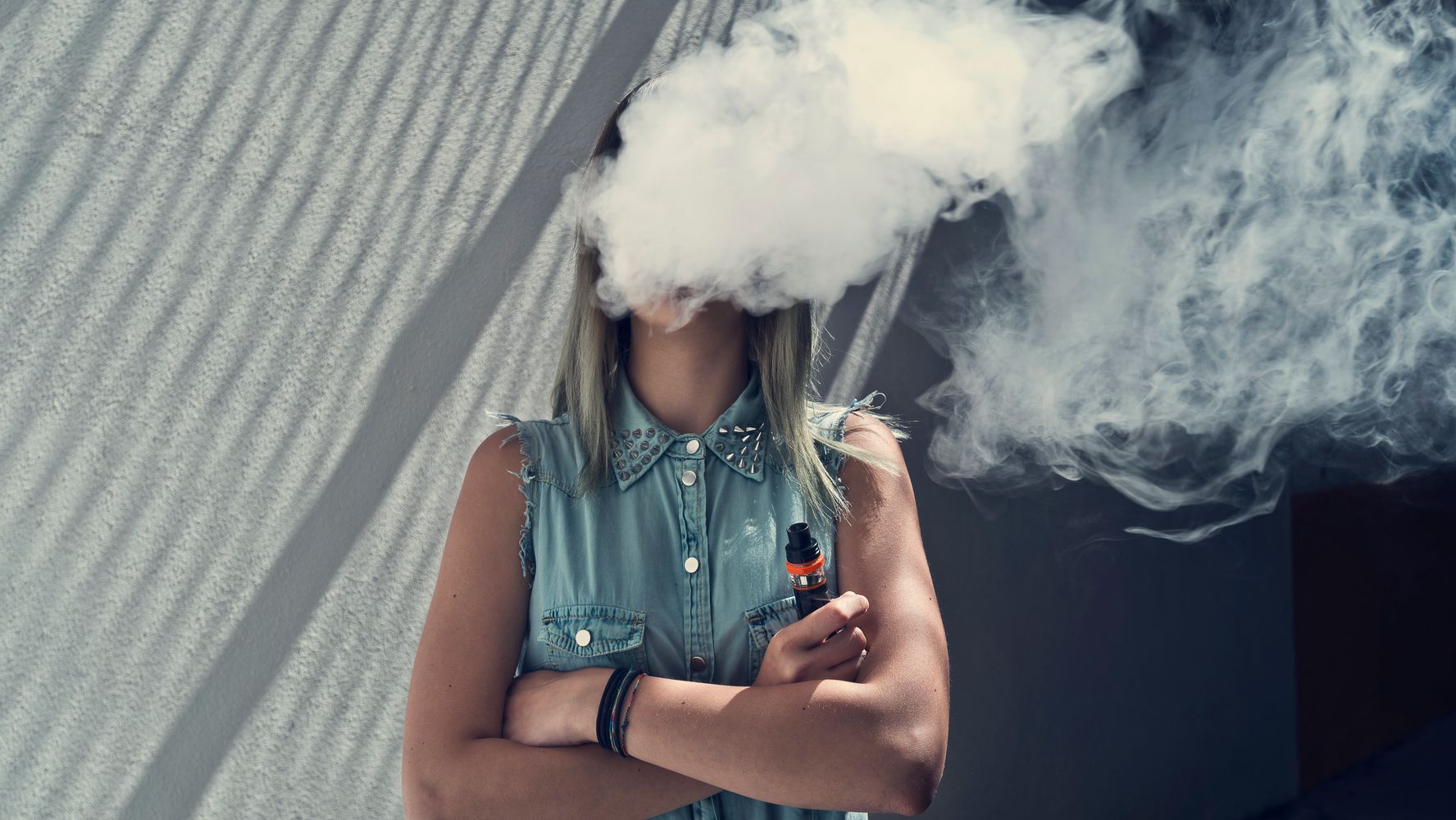 Is Vaping Safe Heres Everything We Know About The Dangers Huffpost 