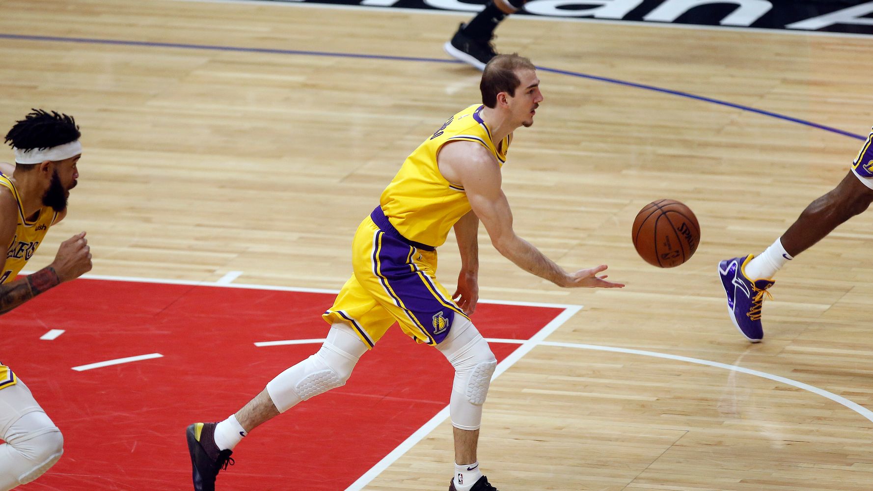 Laker Alex Caruso Gets Hit With Random Drug Test At ...