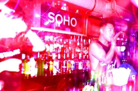 [포토 에세이] 서울 게이 클럽의 여름 밤