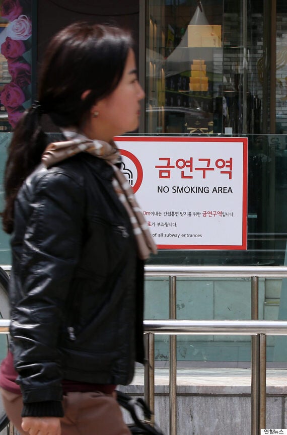 5월부터 서울 지하철 입구 10m '금연구역' 된다 | 허프포스트코리아 5월부터 서울 지하철 입구 10M '금연구역' 된다 | 허프포스트코리아