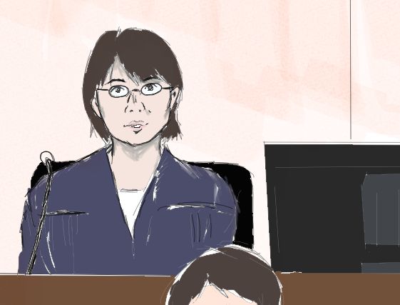 船戸優里被告に質問をする右陪審の女性裁判官＝2019年9月6日、東京地裁