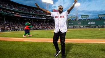 The president of the Dominican Republic threw out the first pitch to David  Ortiz