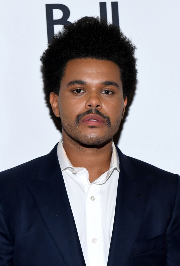 The Weeknd Debuts A Totally New Look On The Red Carpet Huffpost