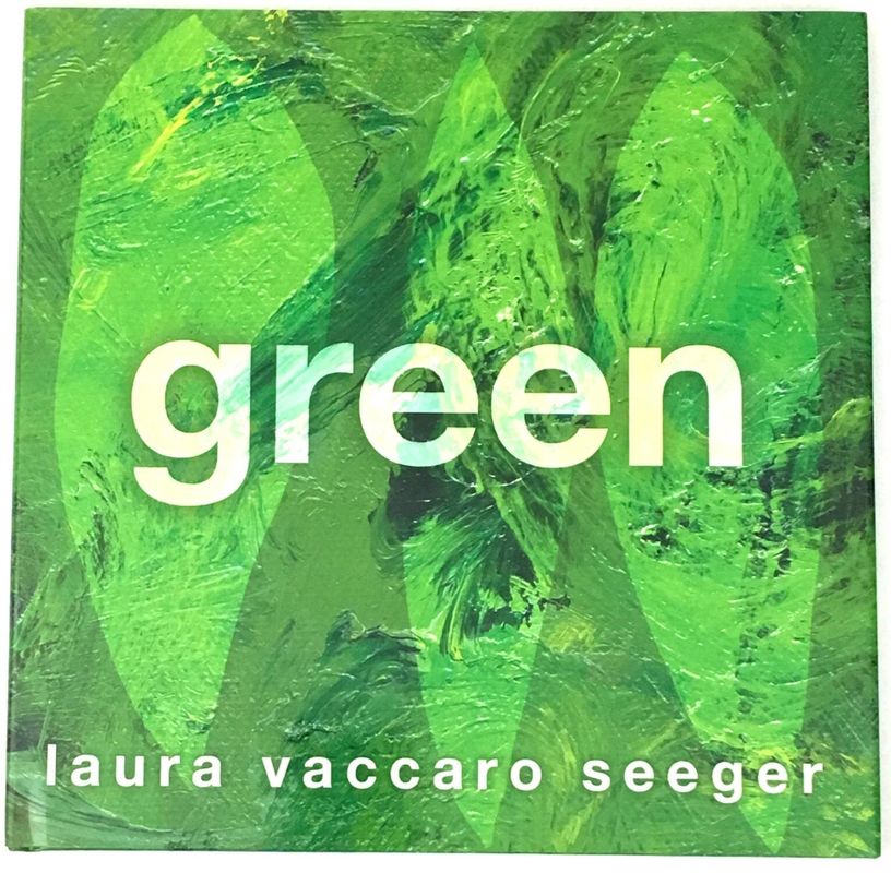 This book is a tribute to the colour green and its various shades in our natural world. (Available here)