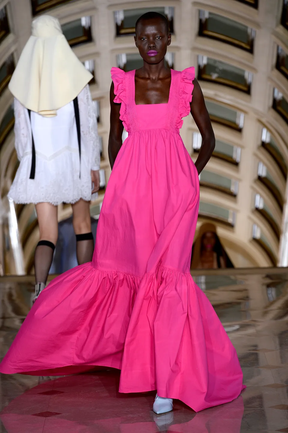 27 Of The Most Beautiful Dresses At New York Fashion Week ...