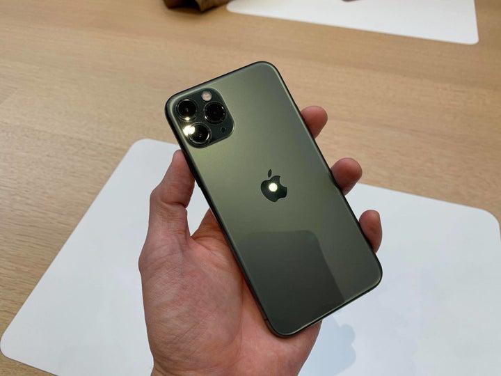 3眼カメラ搭載の「iPhone 11 Pro」