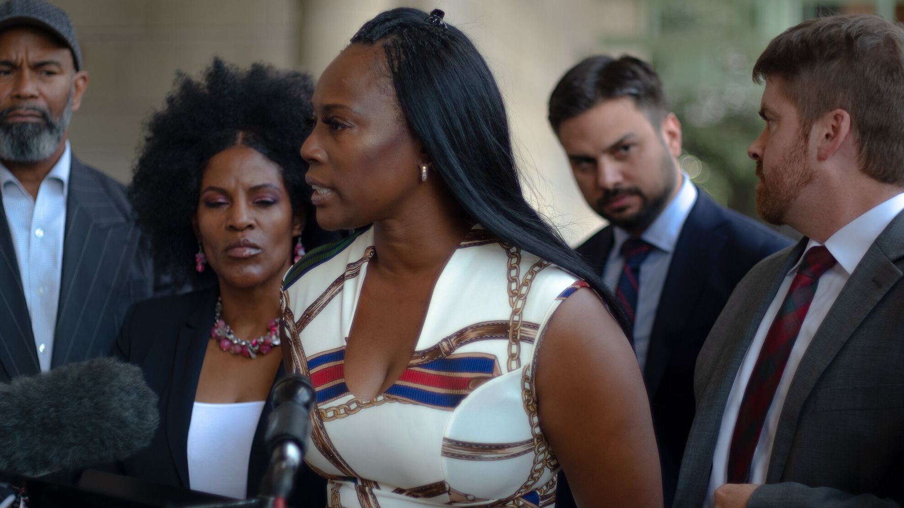 Court Seems Skeptical Of Overturning Crystal Mason S Prison Sentence For Illegal Voting Huffpost