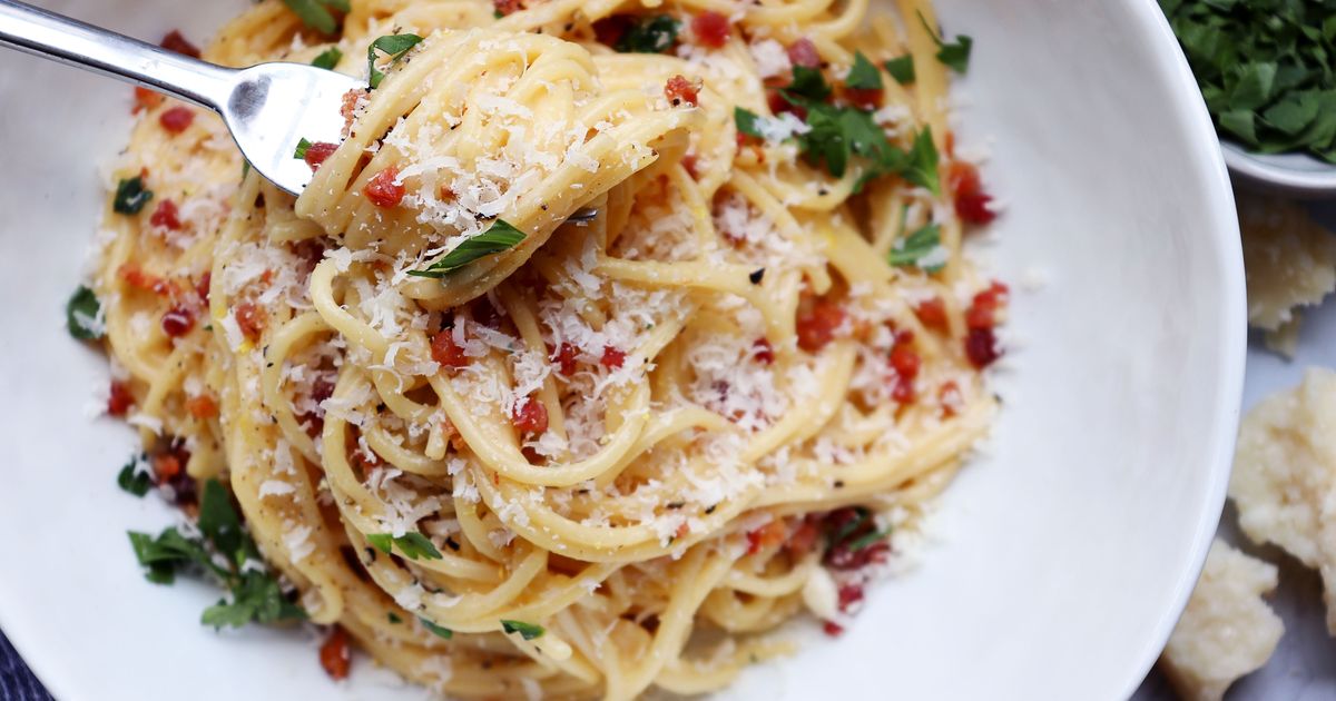 How To Make Spaghetti Carbonara Without Screwing It Up | HuffPost Life