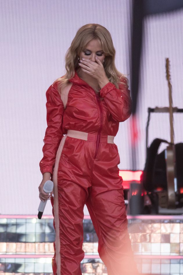Kylie Minogue Reveals Glastonbury Set Left Her In Tears: Its Not Good Enough, It Wasnt Perfection