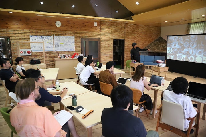 男女20人が参加した「未来の食」イベント。福島県磐梯町にあるLivingAnywhere Commons会津磐梯にて開催