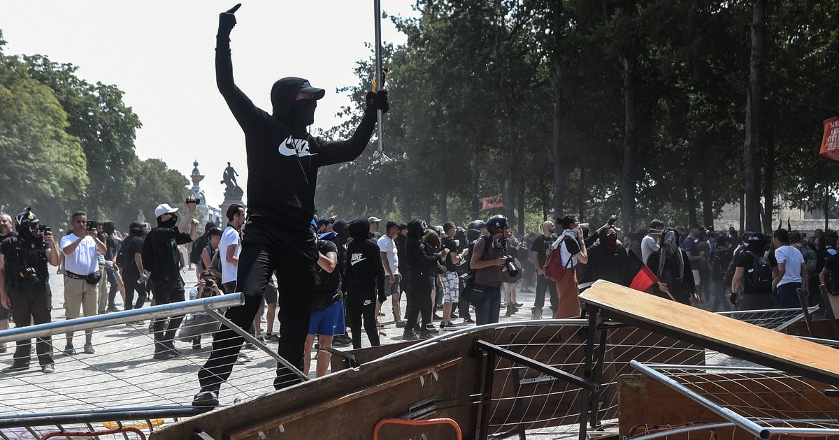 Entre Gilets Jaunes Et Mort De Steve à Nantes La Crainte D