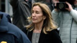 L’actrice Felicity Huffman condamnée à 14 jours de prison dans l’affaire des pots de