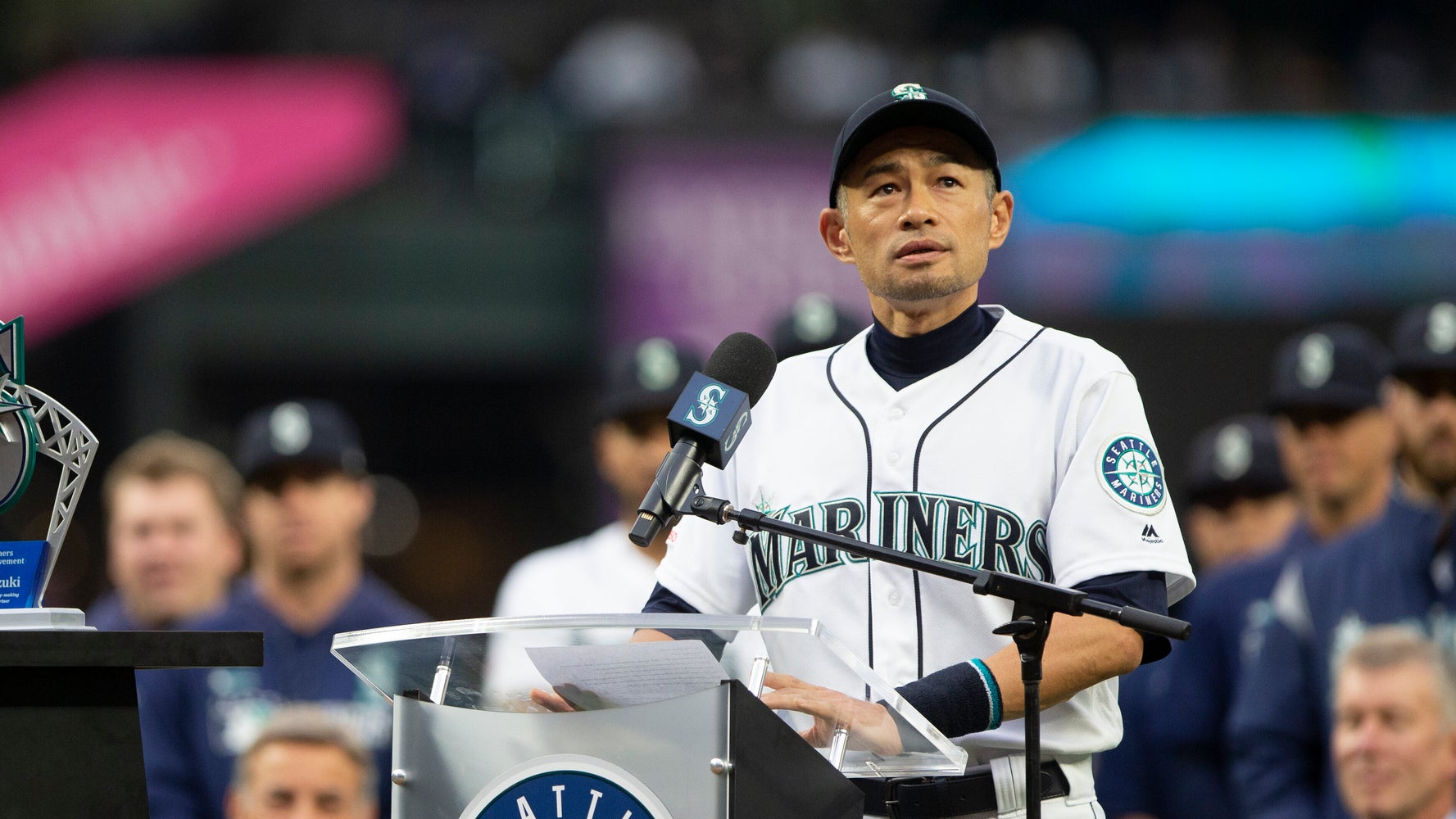 イチロー 流暢な英語で5分間のスピーチ 全選手に覚えてほしい と語った野球の極意とは 動画 全文 ハフポスト