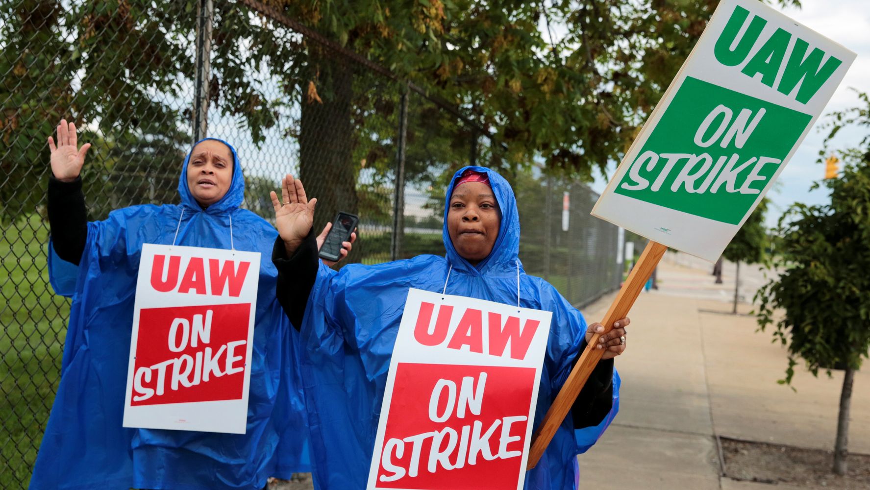 United Auto Workers Launch Strike At 55 GM Facilities HuffPost