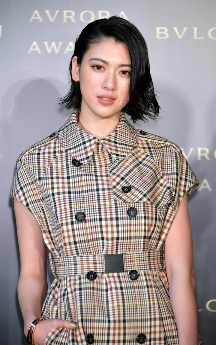 三吉彩花さん 中国で突如人気上昇 大スターのmv出演で あのヒロインは誰だ ハフポスト アートとカルチャー 三吉彩花さん 中国で突如人気上昇 大スターのmv出演で あのヒロインは誰だ ハフポスト アートとカルチャー
