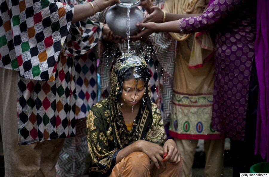 방글라데시 소녀 신부의 가슴 아픈 조혼