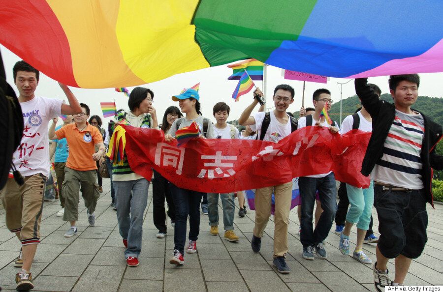 17장의 숨 막히는 사진으로 보는 전 세계의 LGBT