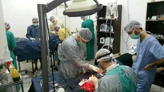 시리아의 포위된 병원, 잠자는 것도 쉬는 것도