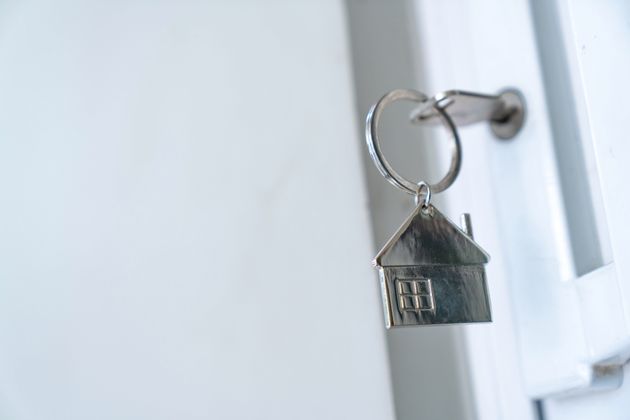 Nearly Half Of Working Renters One Pay Cheque Away From Losing Home