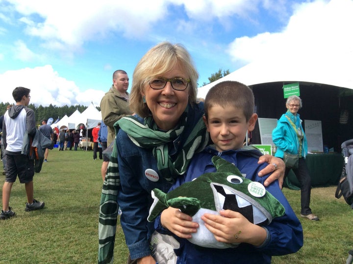 Elizabeth May with young supporter in Saanich, B.C.