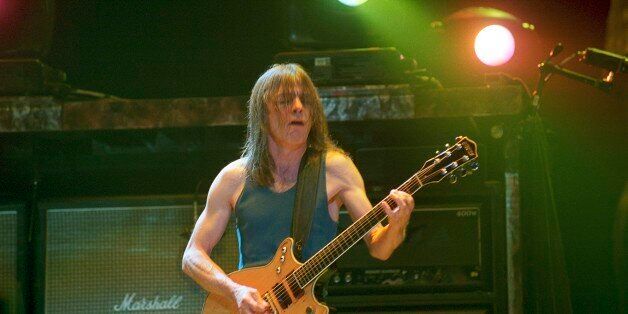 AUSTRALIA - JANUARY 30: SYDNEY ENTERTAINMENT CENTRE Photo of AC/DC, Malcolm Young performing live onstage, playing Gretsch 6131 Jet Firebird (Photo by Bob King/Redferns)