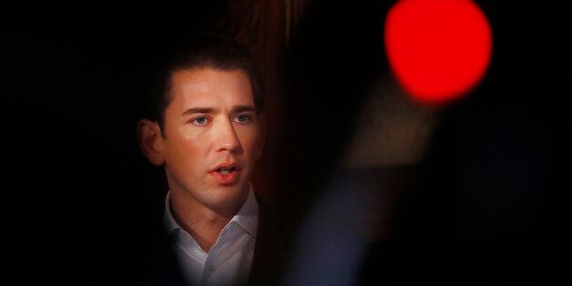 Head of the People's Party (OeVP) Sebastian Kurz addresses a news conference after a first round of coalition talks in Vienna, Austria, October 25, 2017. REUTERS/Leonhard Foeger