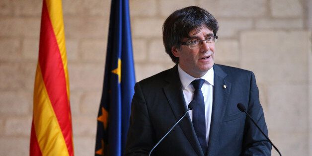 BARCELONA, SPAIN - OCTOBER 26: Catalan President Carles Puigdemont makes a statement at the Catalan Government building Generalitat de Catalunya on October 26, 2017 in Barcelona, Spain. (Photo by Jack Taylor/Getty Images)